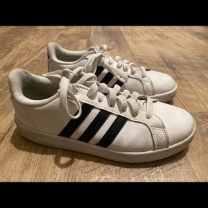 Adidas Advantage Cloud foam sneakers